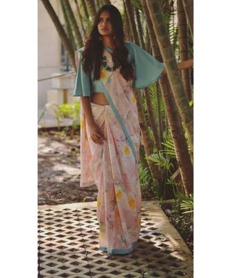 Pink Floral Saree With Blouse 2