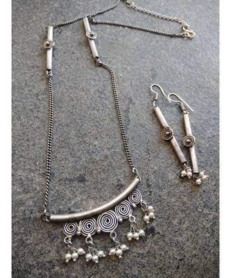 Chain Type German Silver Necklace Set With Pearl Drops And Matching Earring 1