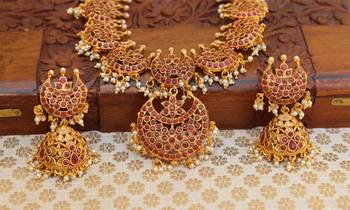 Red Agate Necklaces 2
