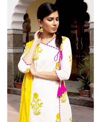 Amber Mughal Butta Handblock Kurta Set With Pale Yellow Dupatta 6