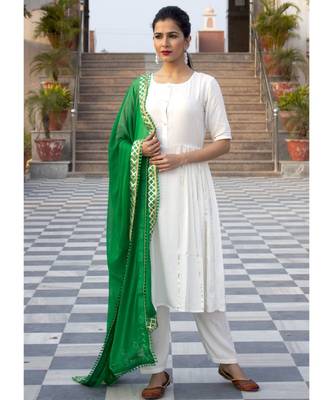 Plain White Side Gota Work Suit With Green Dupatta 1