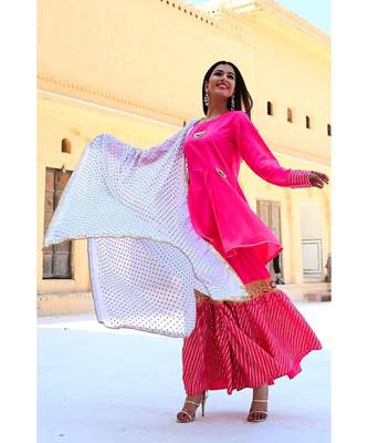 Fuchsia Pink Gotta Work Sharara Set With White Dupatta 2
