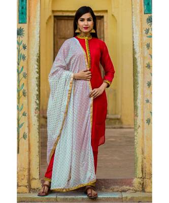 Beautiful Red Kurta Set With Red Dupatta 3