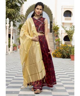 Aasma Dark Rosewood Lehenga Set With Golden Banarasi Dupatta 4