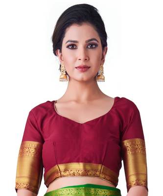 Green Woven Crepe Saree With Blouse 4