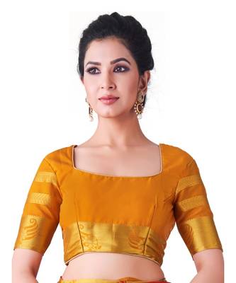 Red Woven Crepe Saree With Blouse 4