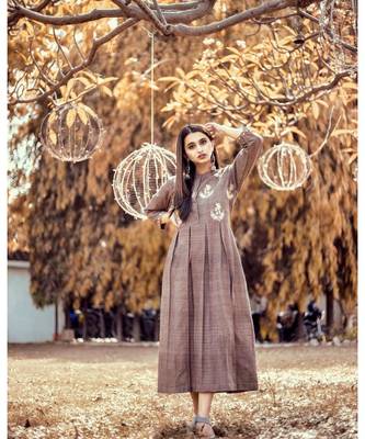 Brown Box Pleated Gotta Patti Tunic 1