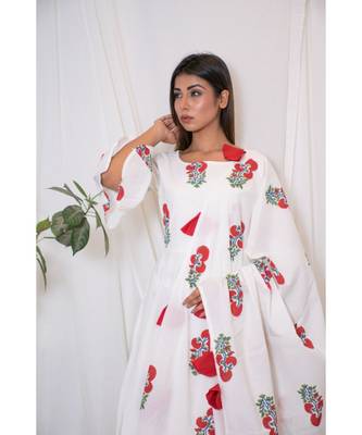 off white embroidered cotton stitched kurta sets 5