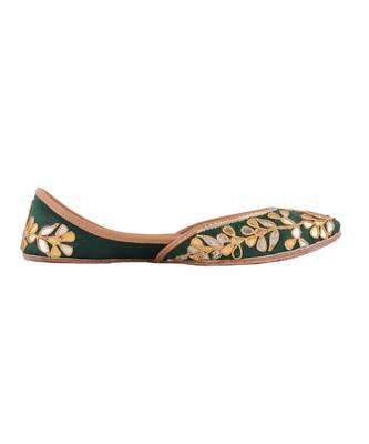 dewdrop flats mojaris 4