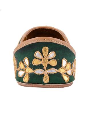 dewdrop flats mojaris 5