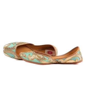 breezy flats mojaris 1