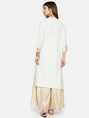 Span Women White Yoke Design Straight Kurta 3