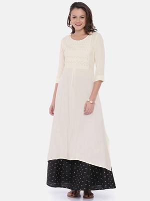 Women Off-White Woven Design A-Line Kurta 1