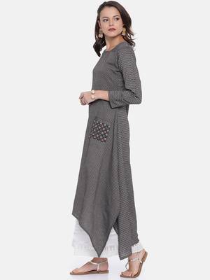 Women Charcoal Grey Woven Design A-Line Kurta 2