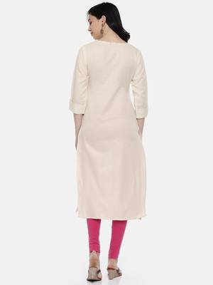 Women Off-White Yoke Design Kurta 3