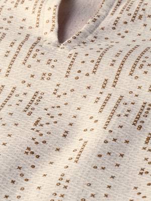 Women Off-White Printed Straight Kurta 4
