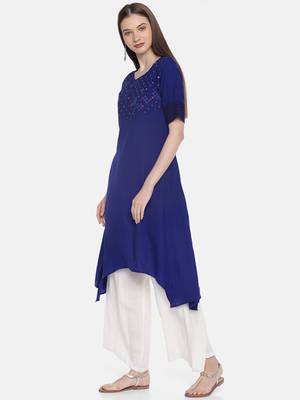 Women Blue Embroidered A-Line Asymmetric Kurta 2