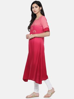 Women Peach-Coloured & Magenta Dyed A-Line Kurta 2