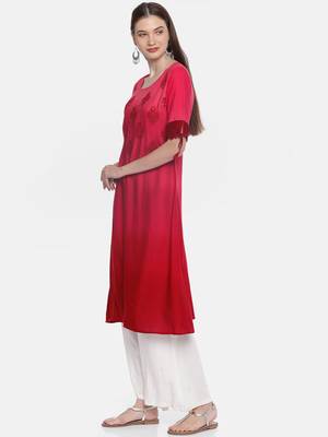 Women Peach-Coloured & Red Dyed Embroidered A-Line Kurta 2