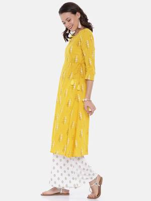 Women Mustard Printed Straight Kurta 2