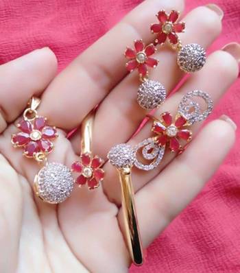 Gold diamond bracelets 1