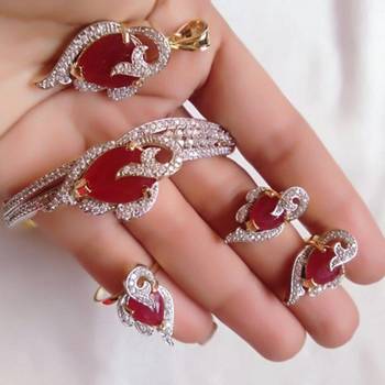 Gold diamond bracelets 1