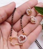 Gold diamond mangalsutra