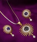 Gold diamond necklace-sets