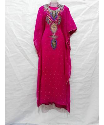 Pink Georgette Embroidered Zari Work Islamic Kaftan 1