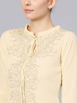 Cream plain crepe kurta with dupatta and palazzo 2