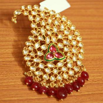 Red Ruby       Brooch 1