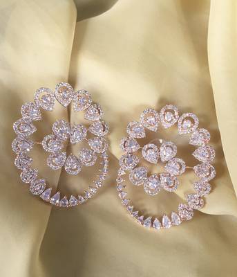 Gold earrings 1