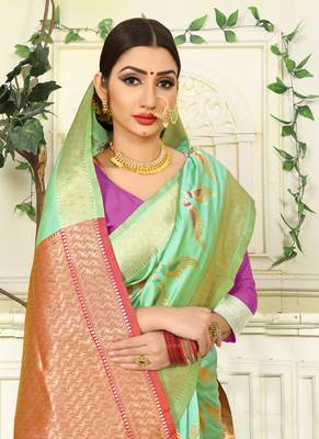 Light green woven jacquard saree with blouse 2