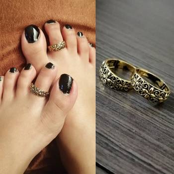 Gold toe-rings 2