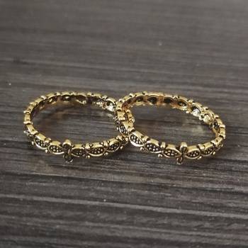 Super Slim Dailywear Gold Toe Rings 2