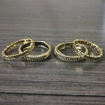 Gold toe-rings 1