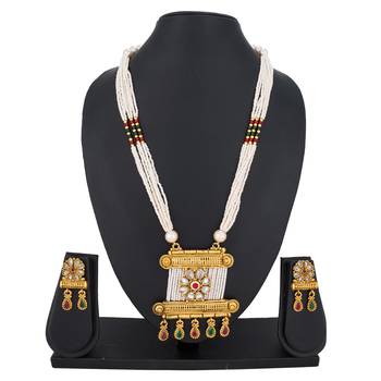 White emerald  necklaces 1