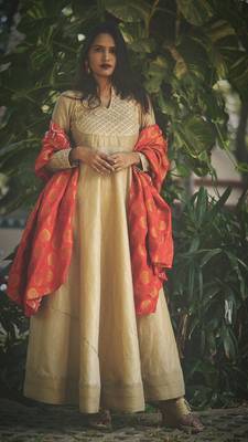 Gold Beige Kurta With Dupatta 4