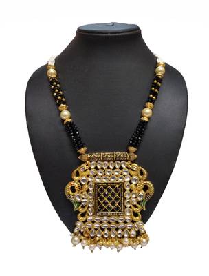 Black Peacock Traditioanl Ethnic Pearl Beaded Necklace Set For Women 2