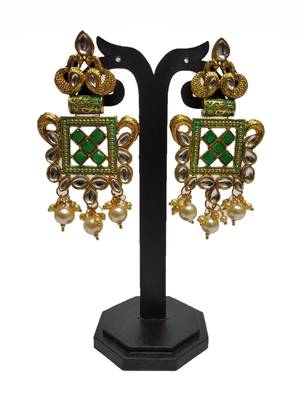 Green Peacock Traditioanl Ethnic Pearl Beaded Necklace Set For Women 2