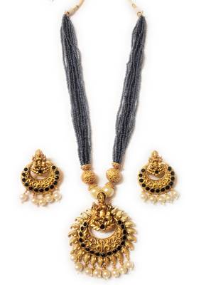 Black Matte Polish South Indian Maha Laxmi Pendent Designer Ethnic Fashion Traditonal Necklace Set For Women 2