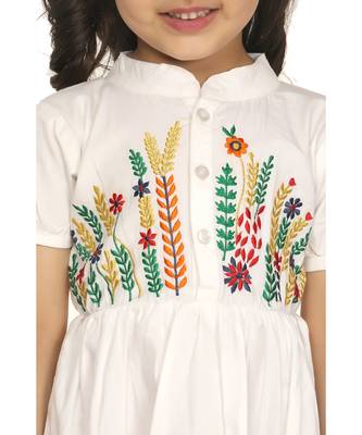 White Embrodiery Dress 4