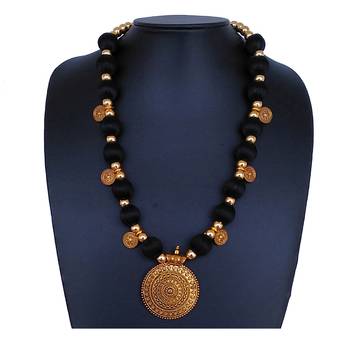 Black Party Jewellery 1