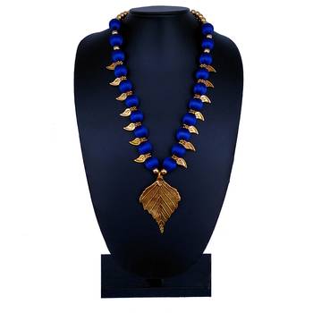 Blue party-jewellery 1