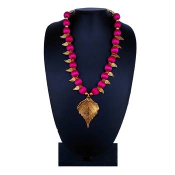 Pink party-jewellery 1