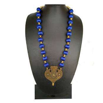 Blue party-jewellery 1