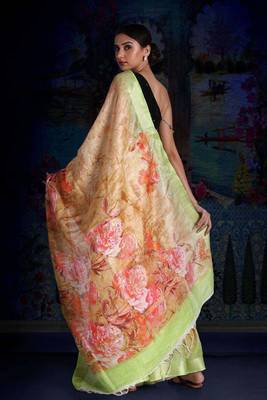 Light Green Digital Printed Linen Saree With Zari Border & Pallu 3