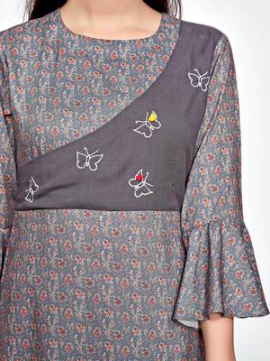 Grey printed cotton kurtas and kurtis 4