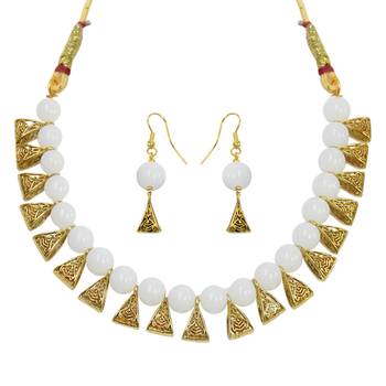 White necklace-sets 1