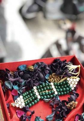 Green Chokers 1